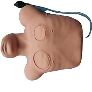 How does the pneumothorax processing model improve the accuracy of the doctor's operation in the simulation training? 